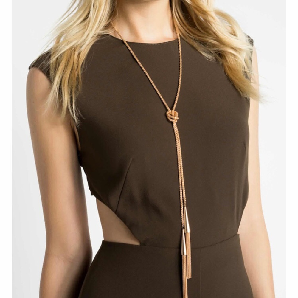 Kendra Scott gold Phara necklace